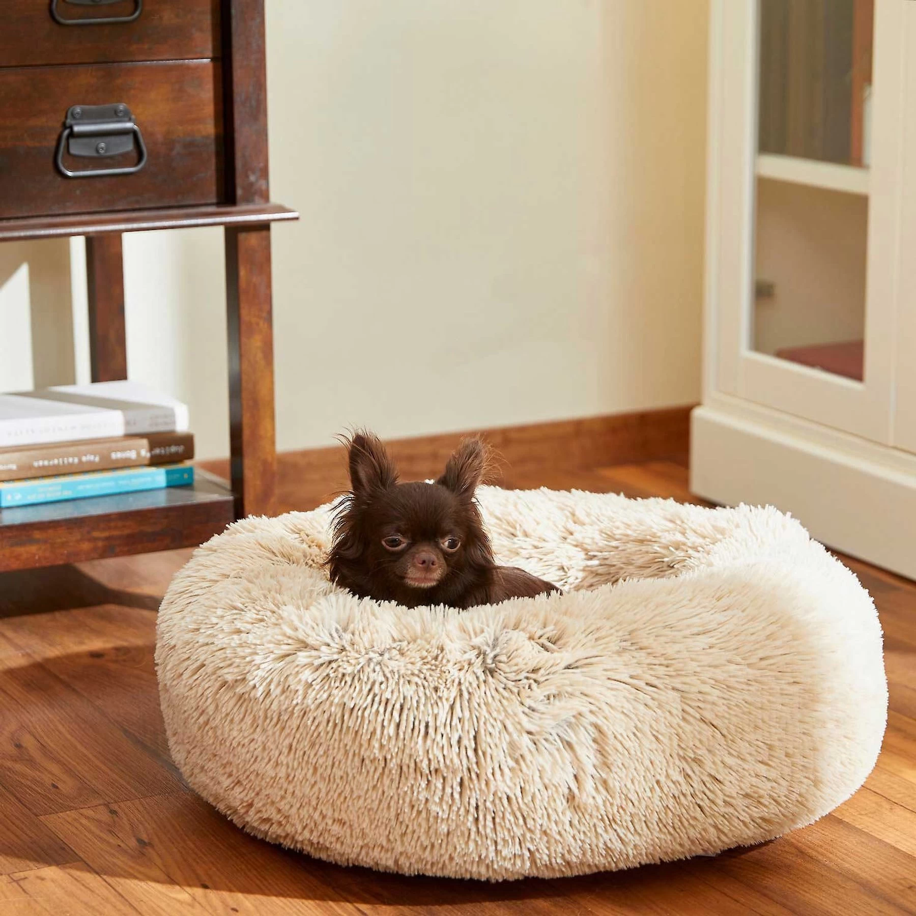Frisco Eyelash Cat & Dog Bolster Bed & Frisco Eyelash Cat & Dog Bolster Bed 5 Frisco Eyelash Cat & Dog Bolster Bed & Frisco Eyelash Cat & Dog Bolster Bed - Image 5