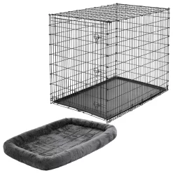 Frisco Heavy Duty Single Door Wire Dog Crate & MidWest Quiet Time Fleece Dog Crate Mat
